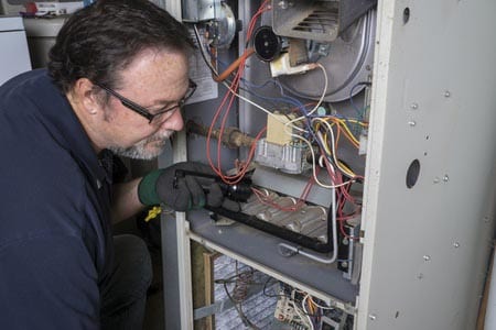 man doing heating service philadelphia pa